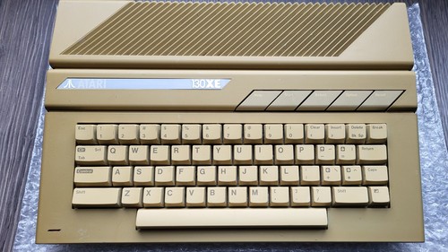 Atari 130xe 130 unique - 130,