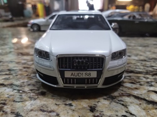 Otto audi v10 18 - audi, scale