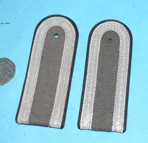 German army pair shoulder - pair,