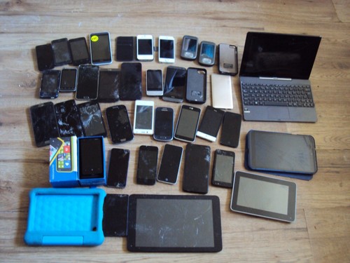 Job lot phones - lot, tablets
