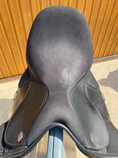 Thorowgood T4 Dressage Saddle 17" good used condition