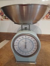 Vintage Kitchen Scales with