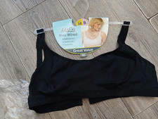 Ladies black non wired Cami