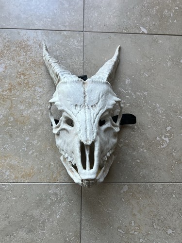 Seasonal visions goat skull - seasonal,