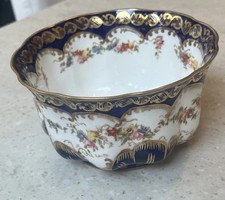 Pretty Vintage Crown Staffordshire Bone China Bowl White/Blue/Gold Floral VGC