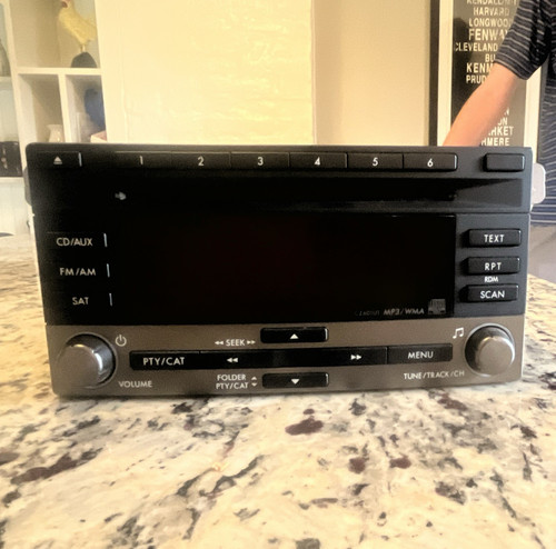 Clarion cp635u1 din - 2, radio