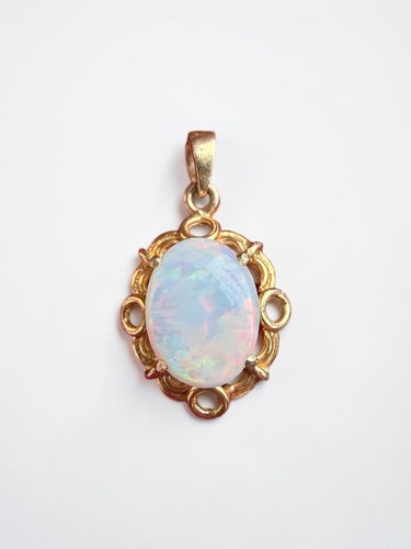 Vintage 14ct gold opal pendant - opal,