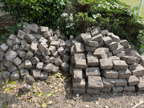 Granite cobbles - granite,