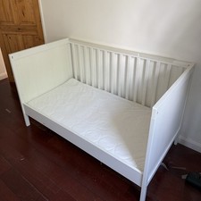 IKEA SUNDVIK Cot bed / Toddler