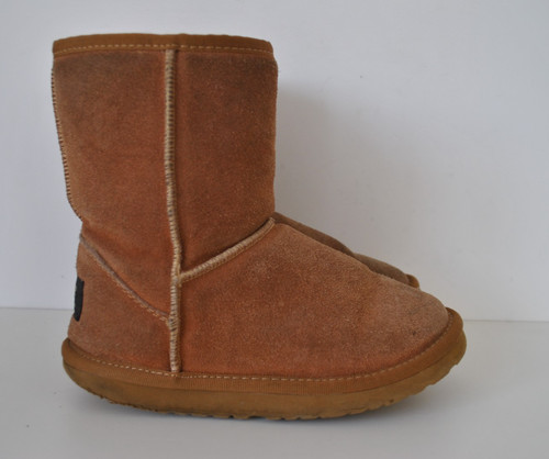 Wheat brown leather girl's