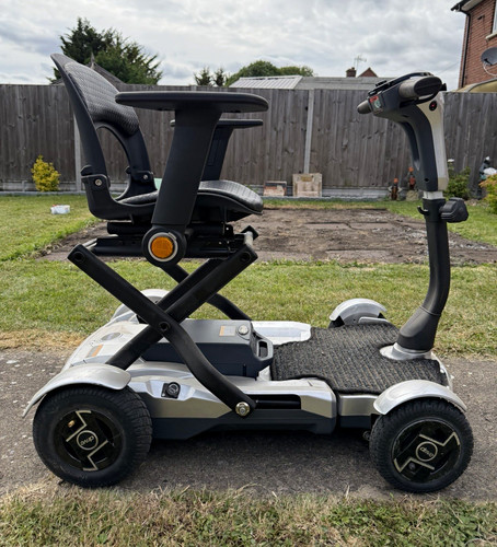 Drive wheel mobility scooter - 4-wheel,