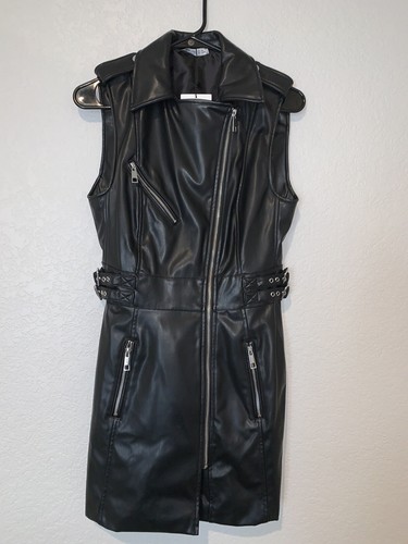 New nwt zara - zara, zippered