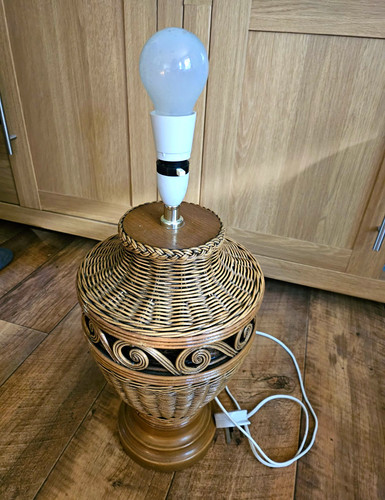 Bamboo lamp - bamboo,