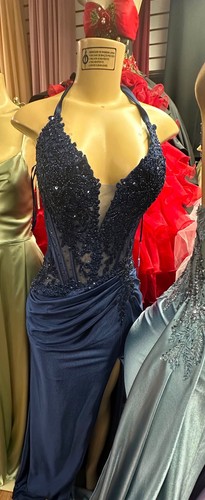 Stunning cobalt blue - stunning, beaded