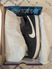 Nike Men's Dunk Low SB White