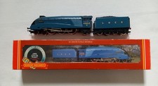 hornby R372 A4 4-6-2 lner seagull in gerter blue tender drive boxed