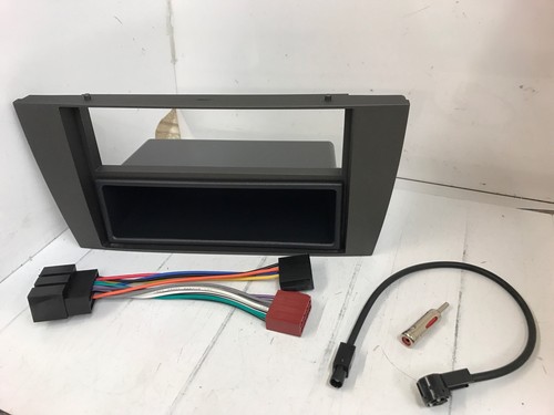 Jaguar type car radio - x,