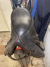 Isabell Werth Wintec Dressage Saddle / 17.5 / Brown / Interchangeable Gullet