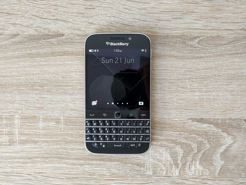 Blackberry classic 16gb - blackberry,