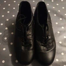 capezio cadence black tap shoes CG19  UK size 4