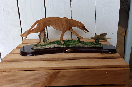 Fox hunting animal figurine - hunting,