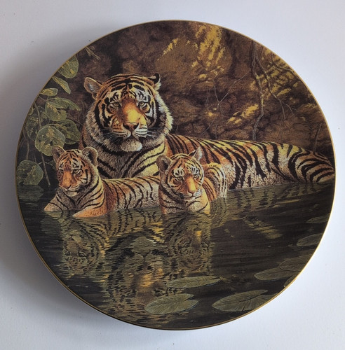 Wedgwood the water edge - by,