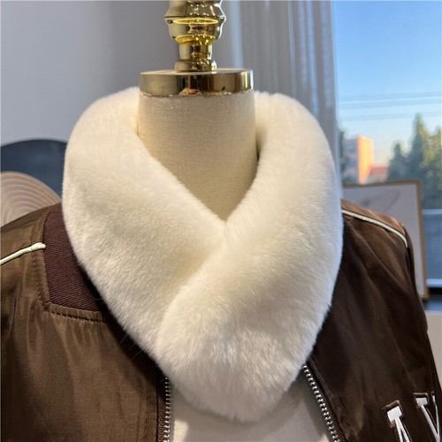 100 real rabbit fur - 100%,