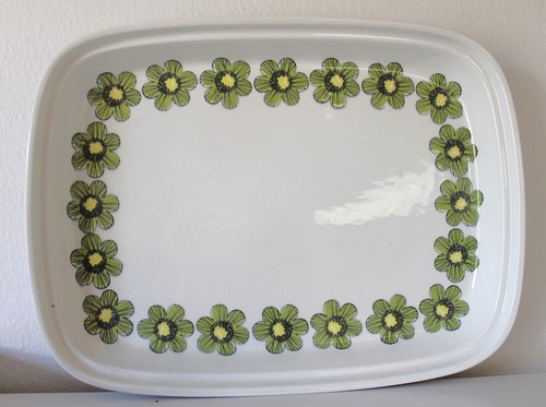 Primavera serving plate
