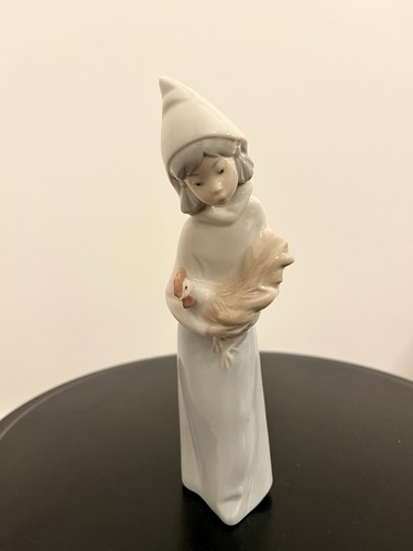 Lladro girl with rooster - girl,