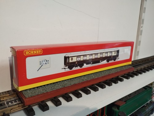 Hornby r4144 pullman 3rd - (oo),