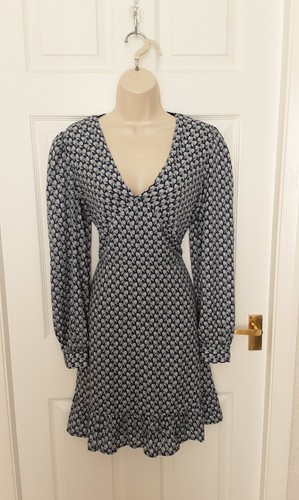 Tea day dress - fit, flare