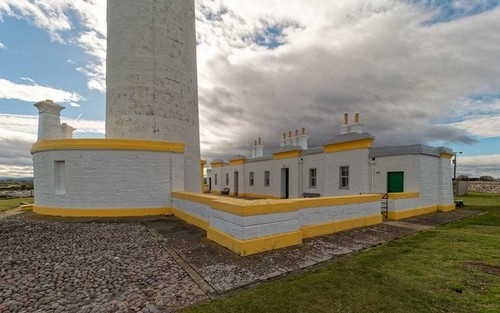 Photo 6x4 covesea lighthouse - photo,