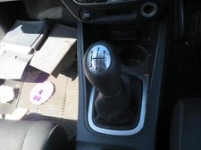 RENAULT MEGANE MK3 PH1 10 REF-A999 / GEAR KNOB AND GATER FREE P&P