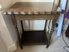 Vintage Scalloped Edge Barley