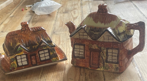 Cottage ware vintage - cottage,