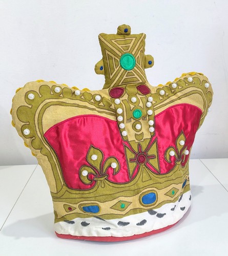 The royal collection crown - collection, tea