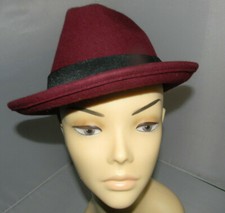 Ladies Burgundy Wool Felt Trilby Hat Size 57cm
