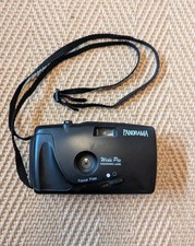 VINTAGE PANORAMA PANORAMIC WIDE PIC 35MM FILM POINT AND SHOOT CAMERA.