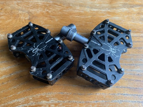 Tioga spyder platform - platform, pedals