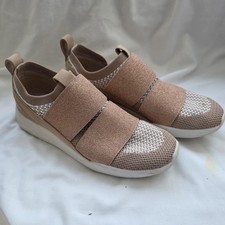 Clarks Soft Slip Rose Blush
