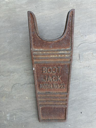Cast iron boot - boot, black