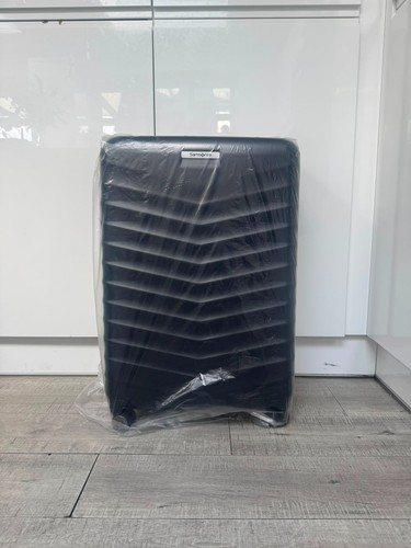 New large hard samsonite - new,