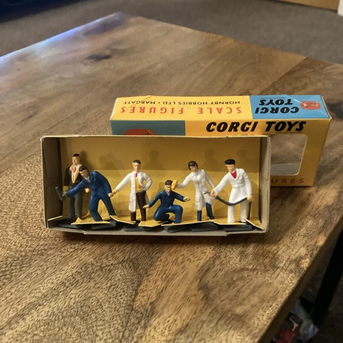 Corgi toys inch scale - corgi,