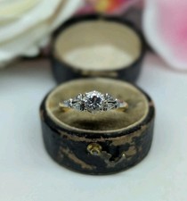 Vintage Diamond Solitaire in