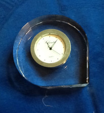 CRYSTAL PAPER WEIGHT W /