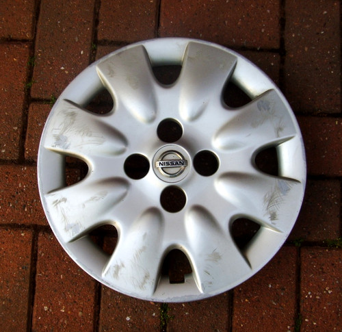 Nissan micra wheel trim - 14",