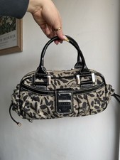 Gorgeous vintage y2k guess