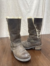 CATERPILLAR "Mardy" Brown