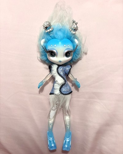 Rare novi stars - novi,