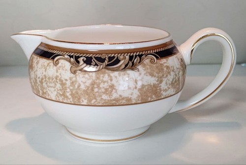 Wedgwood cornucopia creamer - wedgwood,